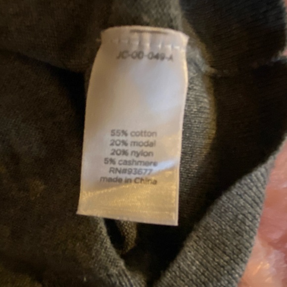 JCP V-Neck Argyle Sweater - Picture 12 of 13